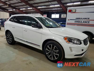 Czwarte zdjęcie samochodu z boku: 2017 VOLVO XC60 T6 DYNAMIC VIN:YV449MRR1H2122654 - miniatura