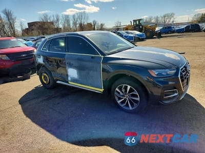 Czwarte zdjęcie samochodu z boku: 2021 AUDI Q5 PREMIUM PLUS VIN:WA1BAAFY1M2027947 - miniatura