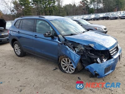 Czwarte zdjęcie samochodu z boku: 2019 VOLKSWAGEN TIGUAN S VIN:3VV0B7AX1KM032861 - miniatura