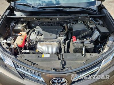 Zdjęcie 12 z 13 samochodu: 2015 TOYOTA RAV4 LIMITED VIN:JTMYFREV7FD067853 - miniatura