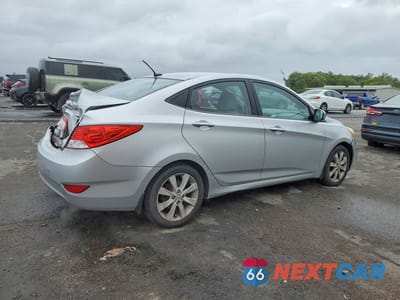 Trzecie zdjęcie samochodu z tyłu: 2012 HYUNDAI ACCENT GLS VIN:KMHCU4AE9CU115045 - miniatura