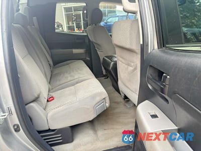 Zdjęcie 6 z 11 samochodu: 2008 TOYOTA TUNDRA SR5 VIN:5TBBV54158S503664 - miniatura