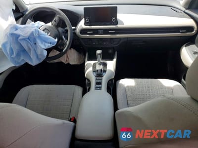 Zdjęcie 8 z 12 samochodu: 2025 HONDA HR-V LX VIN:3CZRZ1H3XSM757547 - miniatura