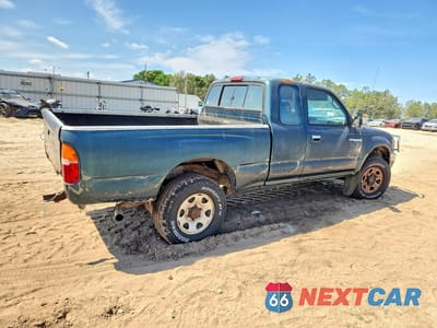 Trzecie zdjęcie samochodu z tyłu: 1997 TOYOTA TACOMA XTRACAB VIN:4TAWN72N7VZ326972 - miniatura