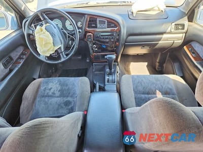 Zdjęcie 8 z 12 samochodu: 2001 NISSAN PATHFINDER SE VIN:JN8DR07X61W503156 - miniatura
