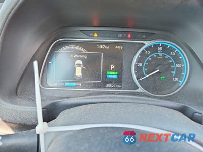 Zdjęcie 9 z 12 samochodu: 2018 NISSAN LEAF S VIN:1N4AZ1CPXJC310249 - miniatura