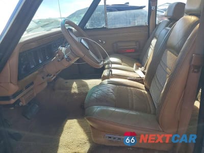 Zdjęcie 7 z 12 samochodu: 1987 JEEP WAGONEER VIN:1JCNJ15U5HT000489 - miniatura