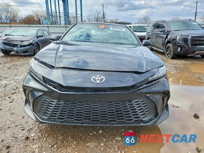 Piąte zdjęcie samochodu w środku: 2025 TOYOTA CAMRY SE VIN:4T1DAACK2SU065201 - miniatura