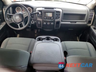 Zdjęcie 8 z 12 samochodu: 2017 RAM 1500 ST VIN:3C6RR7KT6HG794739 - miniatura