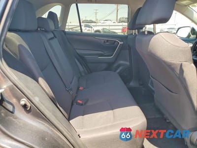 Zdjęcie 11 z 13 samochodu: 2019 TOYOTA RAV4 LE VIN:2T3H1RFV7KC009690 - miniatura
