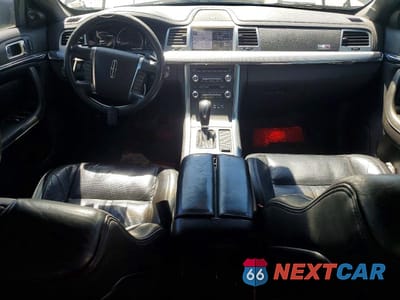 Zdjęcie 8 z 12 samochodu: 2011 LINCOLN MKS VIN:1LNHL9FTXBG610297 - miniatura