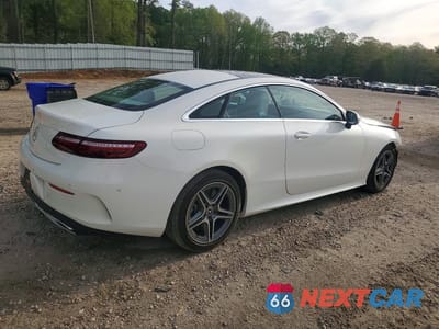 Trzecie zdjęcie samochodu z tyłu: 2021 MERCEDES-BENZ E 450 VIN:W1K1J5JB3MF171672 - miniatura