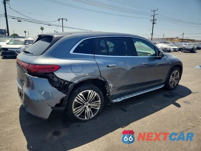 Trzecie zdjęcie samochodu z tyłu: 2023 MERCEDES-BENZ EQS SUV 450 4MATIC VIN:4JGDM2EB7PA029877 - miniatura