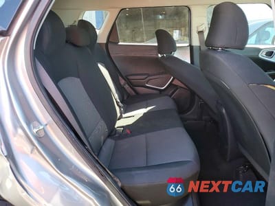 Zdjęcie 10 z 12 samochodu: 2023 KIA SOUL LX VIN:KNDJ23AU5P7861418 - miniatura