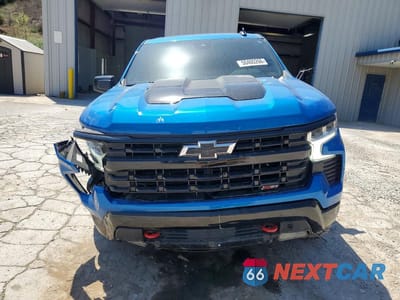 Piąte zdjęcie samochodu w środku: 2023 CHEVROLET SILVERADO K1500 LT TRAIL BOSS VIN:3GCUDFE87PG120780 - miniatura