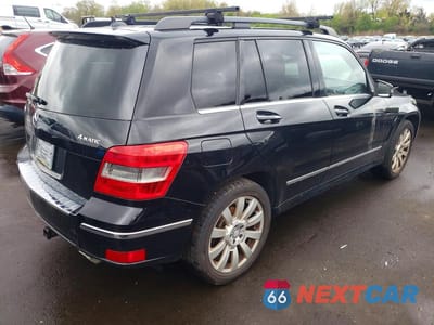 Trzecie zdjęcie samochodu z tyłu: 2012 MERCEDES-BENZ GLK 350 4MATIC VIN:WDCGG8HB1CF883570 - miniatura