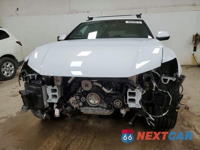 Piąte zdjęcie samochodu w środku: 2023 AUDI Q8 PREMIUM PLUS S-LINE VIN:WA1EVBF15PD010829 - miniatura