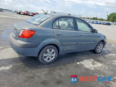 Trzecie zdjęcie samochodu z tyłu: 2007 KIA RIO BASE VIN:KNADE123776211927 - miniatura