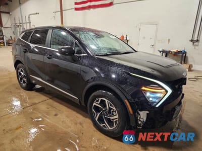 Czwarte zdjęcie samochodu z boku: 2025 KIA SPORTAGE LX VIN:5XYK2CDF6SG315840 - miniatura