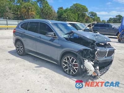 Czwarte zdjęcie samochodu z boku: 2020 BMW X1 SDRIVE28I VIN:WBXJG7C06L5R36638 - miniatura