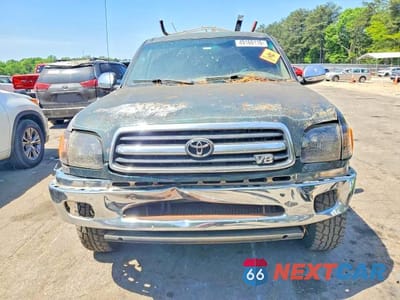 Piąte zdjęcie samochodu w środku: 2000 TOYOTA TUNDRA SR5 VIN:5TBRT3410YS004196 - miniatura