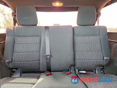 Zdjęcie 10 z 12 samochodu: 2011 JEEP WRANGLER UNLIMITED SPORT VIN:1J4BA3H10BL585226 - miniatura