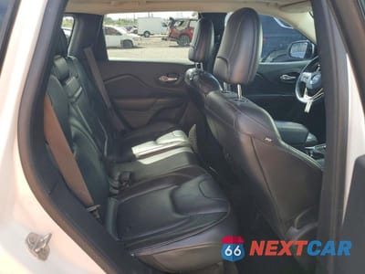 Zdjęcie 10 z 13 samochodu: 2016 JEEP CHEROKEE LIMITED VIN:1C4PJLDS6GW323985 - miniatura