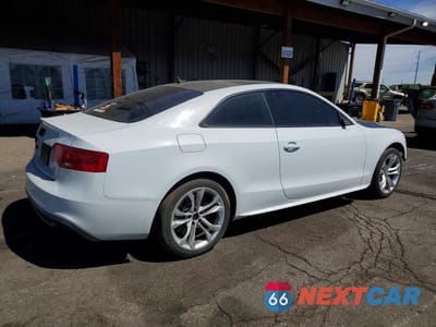 Trzecie zdjęcie samochodu z tyłu: 2013 AUDI S5 PREMIUM PLUS VIN:WAUCGAFR9DA059520 - miniatura
