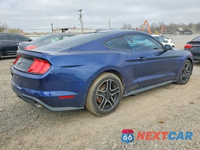 Trzecie zdjęcie samochodu z tyłu: 2019 FORD MUSTANG VIN:1FA6P8THXK5103413 - miniatura
