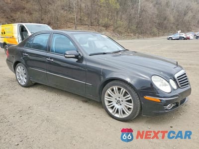 Czwarte zdjęcie samochodu z boku: 2008 MERCEDES-BENZ E 350 4MATIC VIN:WDBUF87X18B292130 - miniatura