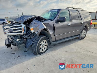 2010 FORD EXPEDITION XLT 1FMJU1F58AEB71998 - główne zdjęcie licytacji z USA - miniatura