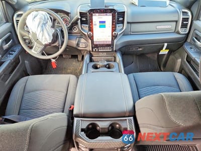 Zdjęcie 8 z 11 samochodu: 2026 RAM 2500 BIG HORN VIN:3C6UR5DJ2TG216902 - miniatura