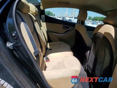 Zdjęcie 10 z 12 samochodu: 2012 HYUNDAI ELANTRA GLS VIN:5NPDH4AE0CH151178 - miniatura
