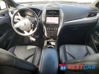 Zdjęcie 8 z 12 samochodu: 2019 LINCOLN MKC RESERVE VIN:5LMCJ3C96KUL38870 - miniatura