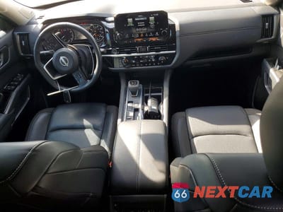 Zdjęcie 8 z 13 samochodu: 2024 NISSAN PATHFINDER SL VIN:5N1DR3CB8RC308143 - miniatura