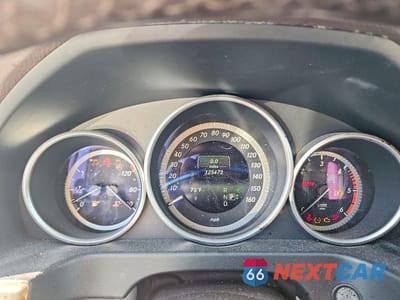Zdjęcie 9 z 12 samochodu: 2015 MERCEDES-BENZ E 250 BLUETEC VIN:WDDHF0EB4FB129714 - miniatura