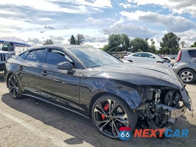 Czwarte zdjęcie samochodu z boku: 2022 AUDI S5 PRESTIGE VIN:WAUB4CF59NA011255 - miniatura