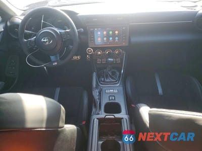 Zdjęcie 8 z 12 samochodu: 2026 TOYOTA GR86 PREMIUM VIN:JF1ZNBE10T8077405 - miniatura
