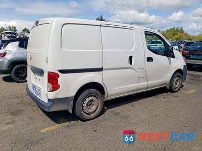 Trzecie zdjęcie samochodu z tyłu: 2015 NISSAN NV200 S VIN:3N6CM0KN3FK695051 - miniatura