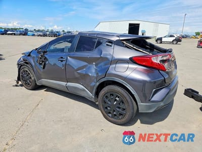 Drugie zdjęcie samochodu z przodu: 2019 TOYOTA C-HR LE VIN:JTNKHMBX0K1017120 - miniatura