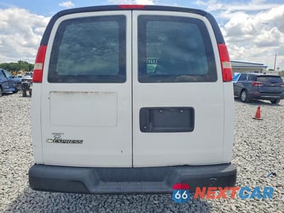 Zdjęcie 6 z 14 samochodu: 2018 CHEVROLET EXPRESS G2500 VIN:1GCWGAFG6J1318863 - miniatura