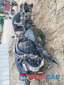 Piąte zdjęcie samochodu w środku: 2006 SUZUKI GSX-R600 K6 VIN:JS1GN7D4662110991 - miniatura
