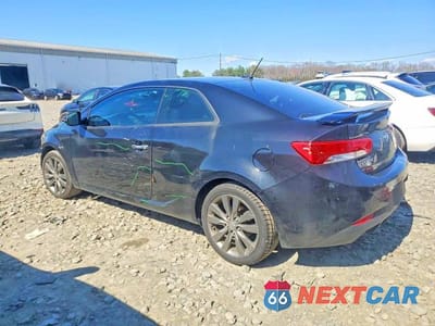 Drugie zdjęcie samochodu z przodu: 2013 KIA FORTE KOUP SX VIN:KNAFW6A33D5690465 - miniatura