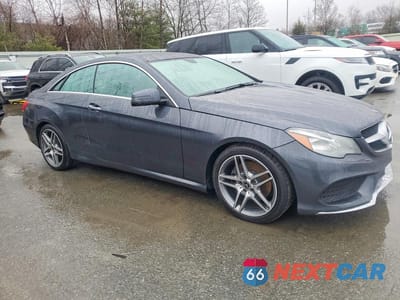 Czwarte zdjęcie samochodu z boku: 2016 MERCEDES-BENZ E 400 VIN:WDDKJ6FB5GF349413 - miniatura