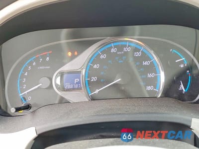 Zdjęcie 9 z 12 samochodu: 2011 TOYOTA SIENNA XLE 8-PASSENGER VIN:5TDYK3DC4BS075951 - miniatura