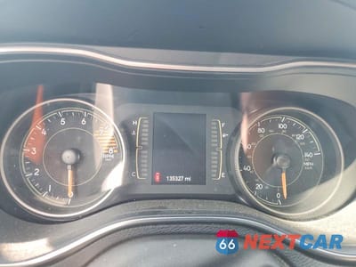 Zdjęcie 9 z 13 samochodu: 2019 JEEP CHEROKEE LATITUDE VIN:1C4PJMCX1KD452949 - miniatura