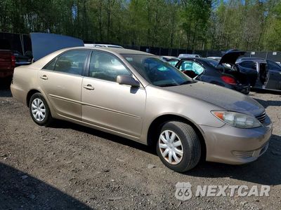 Czwarte zdjęcie samochodu z boku: 2005 TOYOTA CAMRY LE VIN:4T1BE32K15U522416 - miniatura