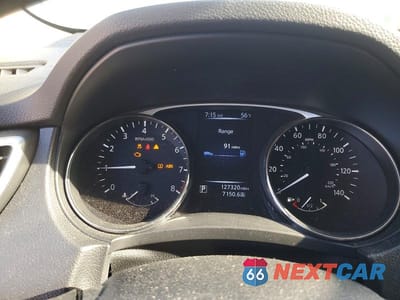 Zdjęcie 9 z 13 samochodu: 2016 NISSAN ROGUE S VIN:KNMAT2MT3GP693983 - miniatura