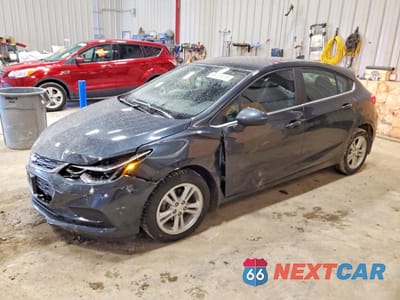 2018 CHEVROLET CRUZE LT 3G1BE6SM8JS645673 - główne zdjęcie licytacji z USA - miniatura
