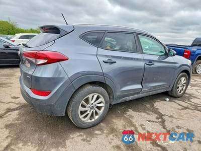 Trzecie zdjęcie samochodu z tyłu: 2016 HYUNDAI TUCSON SE VIN:KM8J3CA46GU221387 - miniatura